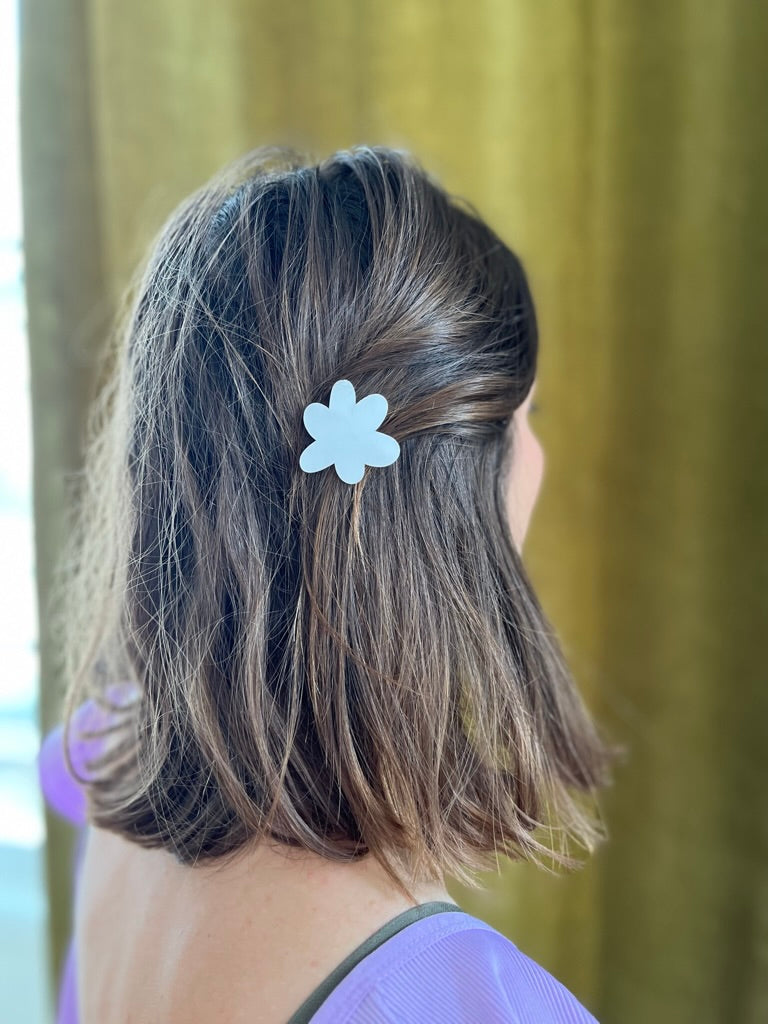 Barrette DAISY pearl