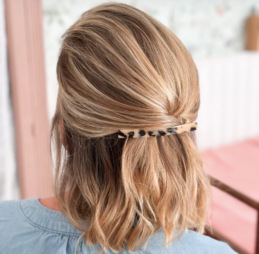 Barrette longue écaille