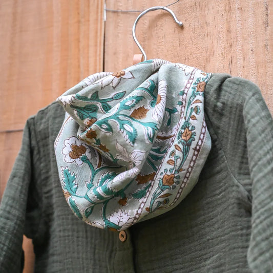 Petit foulard DELHI tilleul