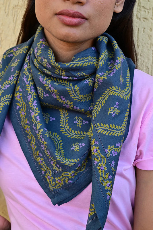 Foulard ANTOINETTE bleu marine