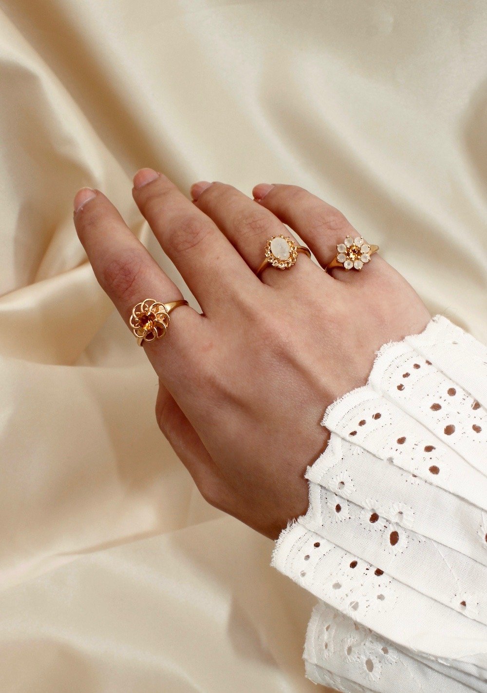 Vintage gold OPEN FLOWER citrine jaune