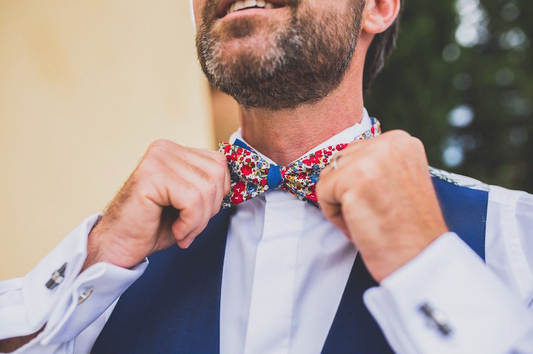 Noeud papillon EMMA & GEORGINA rouge liberty