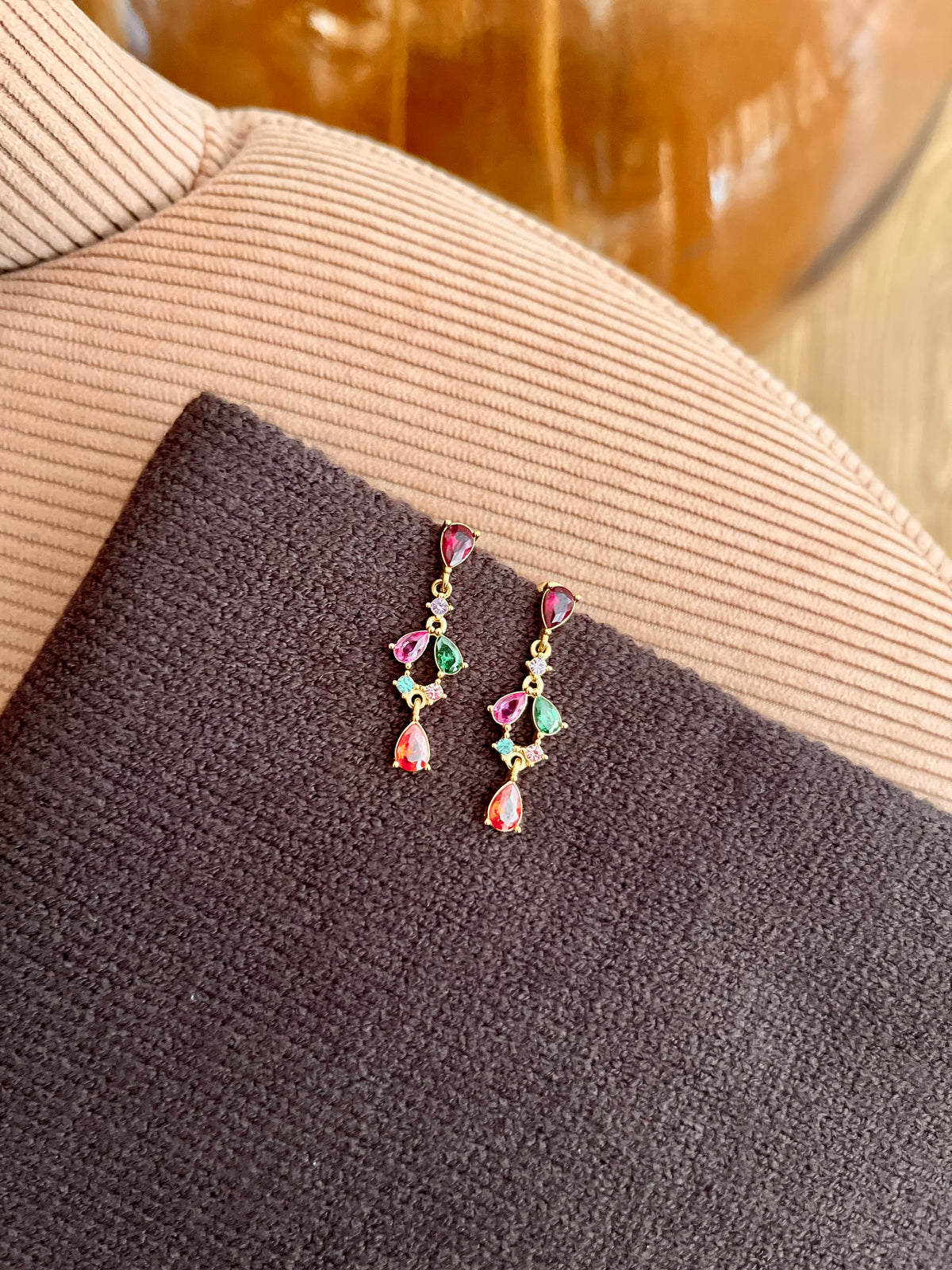 Boucles d'oreilles AVA cristaux multicolores