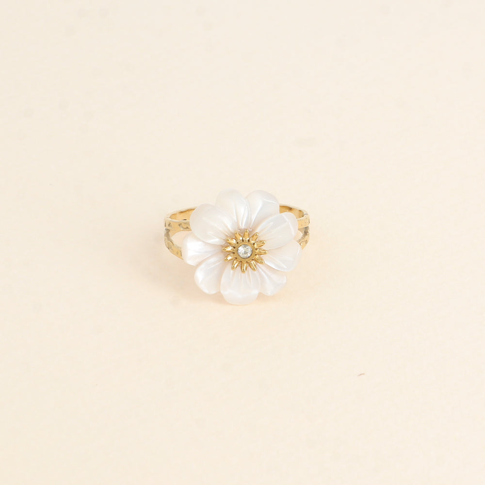 Bague FLEURETTE blanche