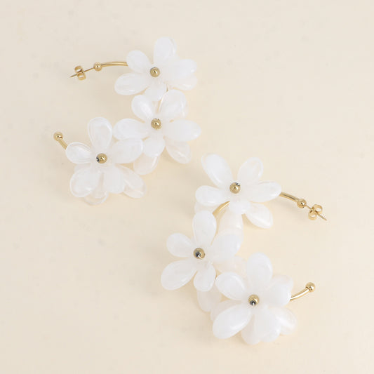 Créoles FLORENCE fleurs blanches