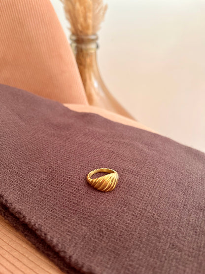 Bague LUCETTE large striée