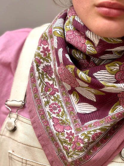 Petit foulard PÉNÉLOPE rose