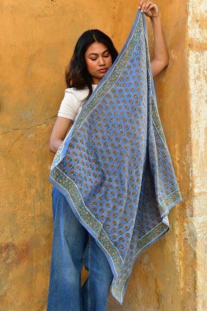 Foulard SÉLÉNÉ bleu horizon