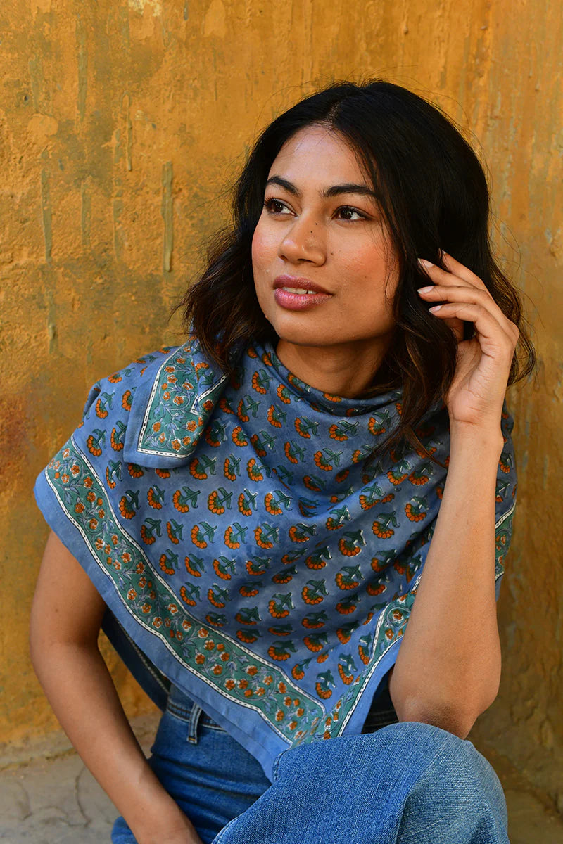 Foulard SÉLÉNÉ bleu horizon
