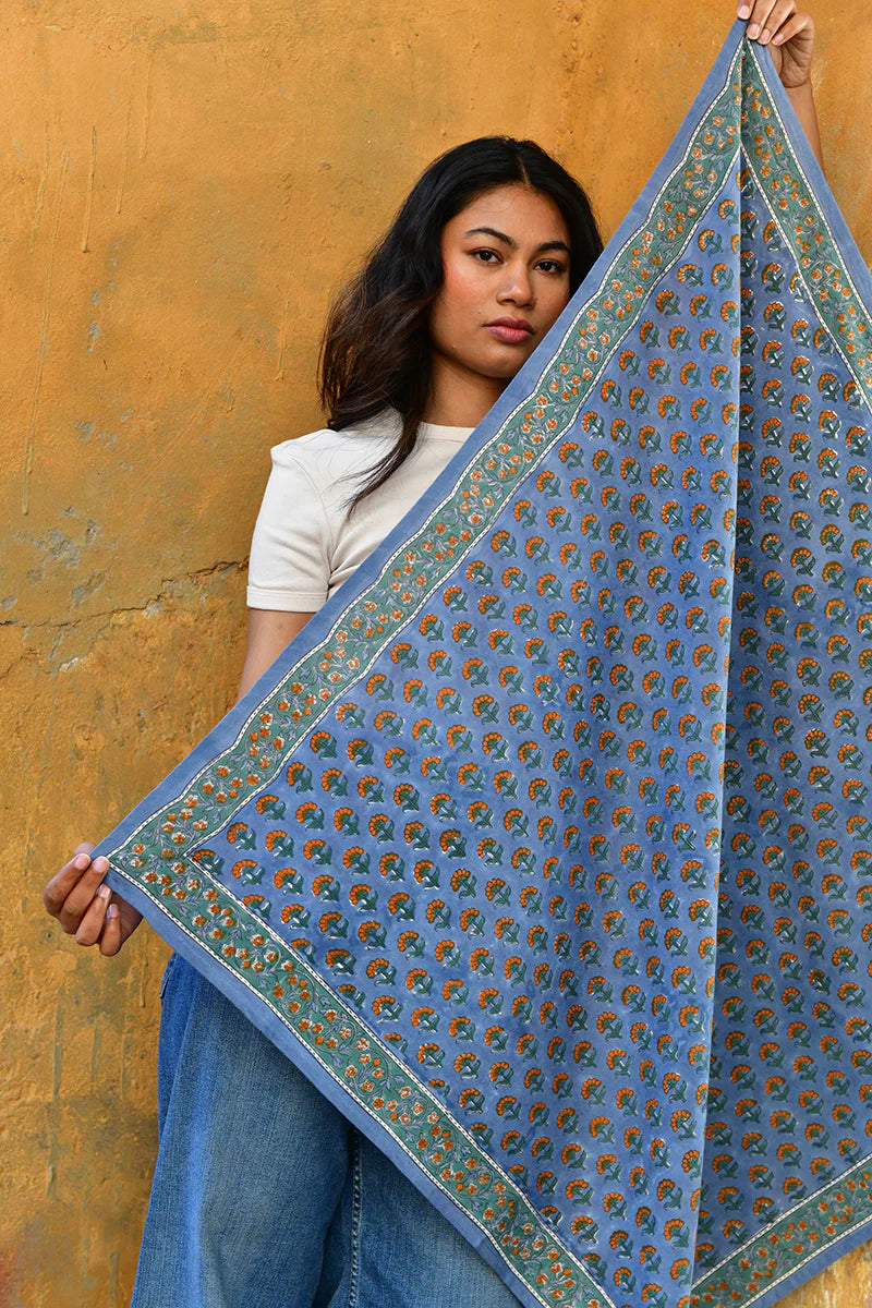 Foulard SÉLÉNÉ bleu horizon