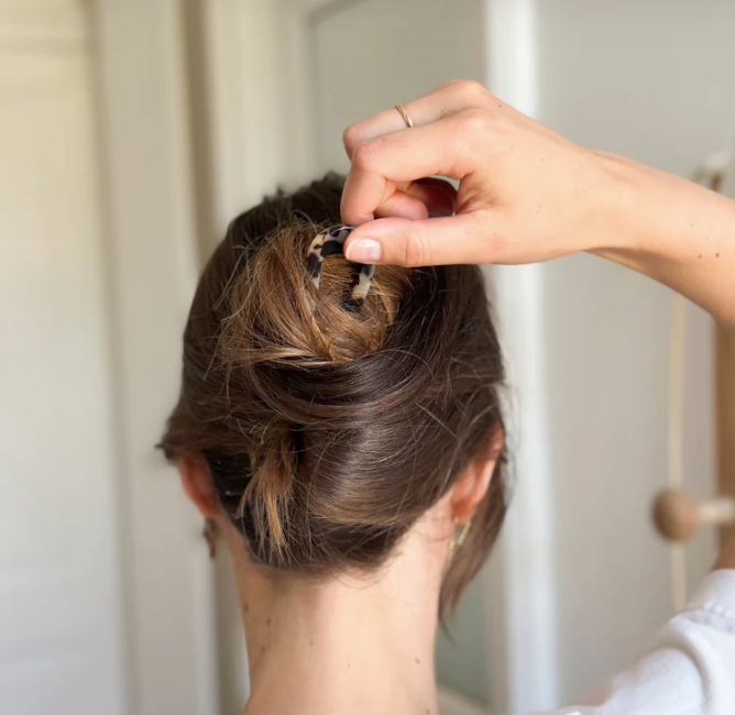 Pic à chignon écaille