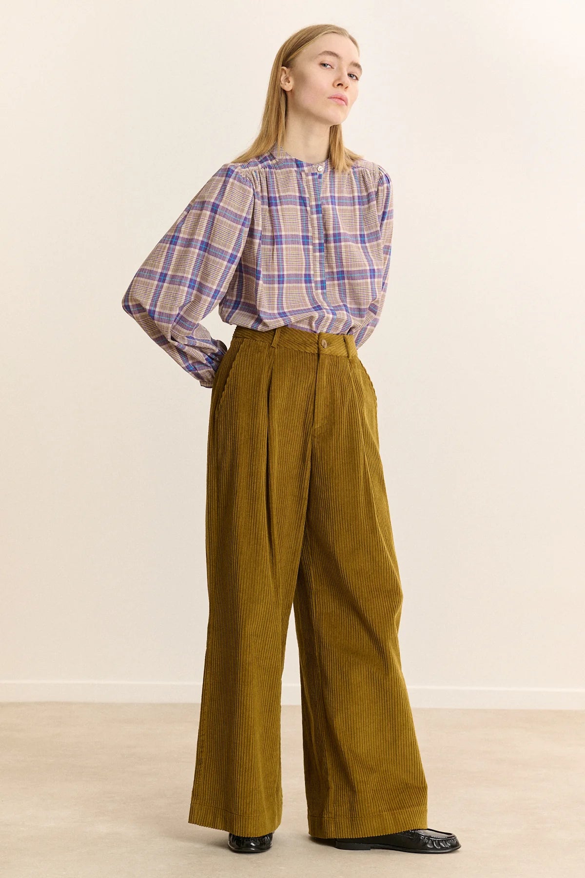 Pantalon VOLTAIRE olive