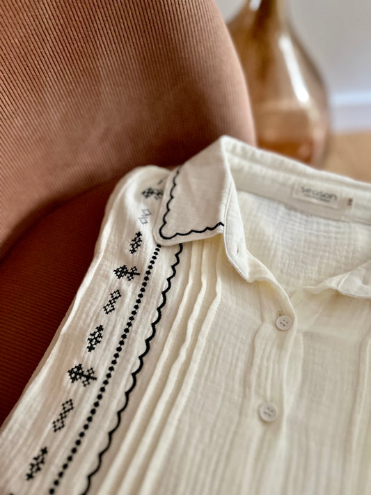 Chemise LOU écrue brodée