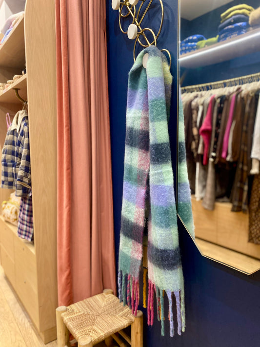 Écharpe JIKKA carreaux verte