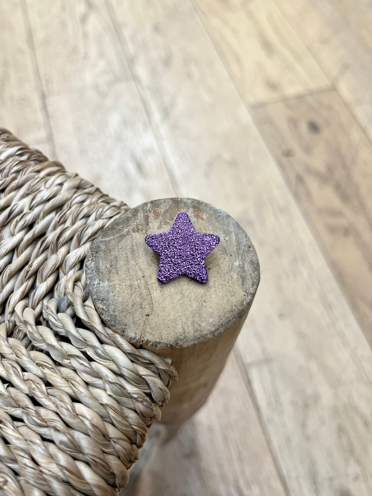 Mini Broche ÉTOILE violette