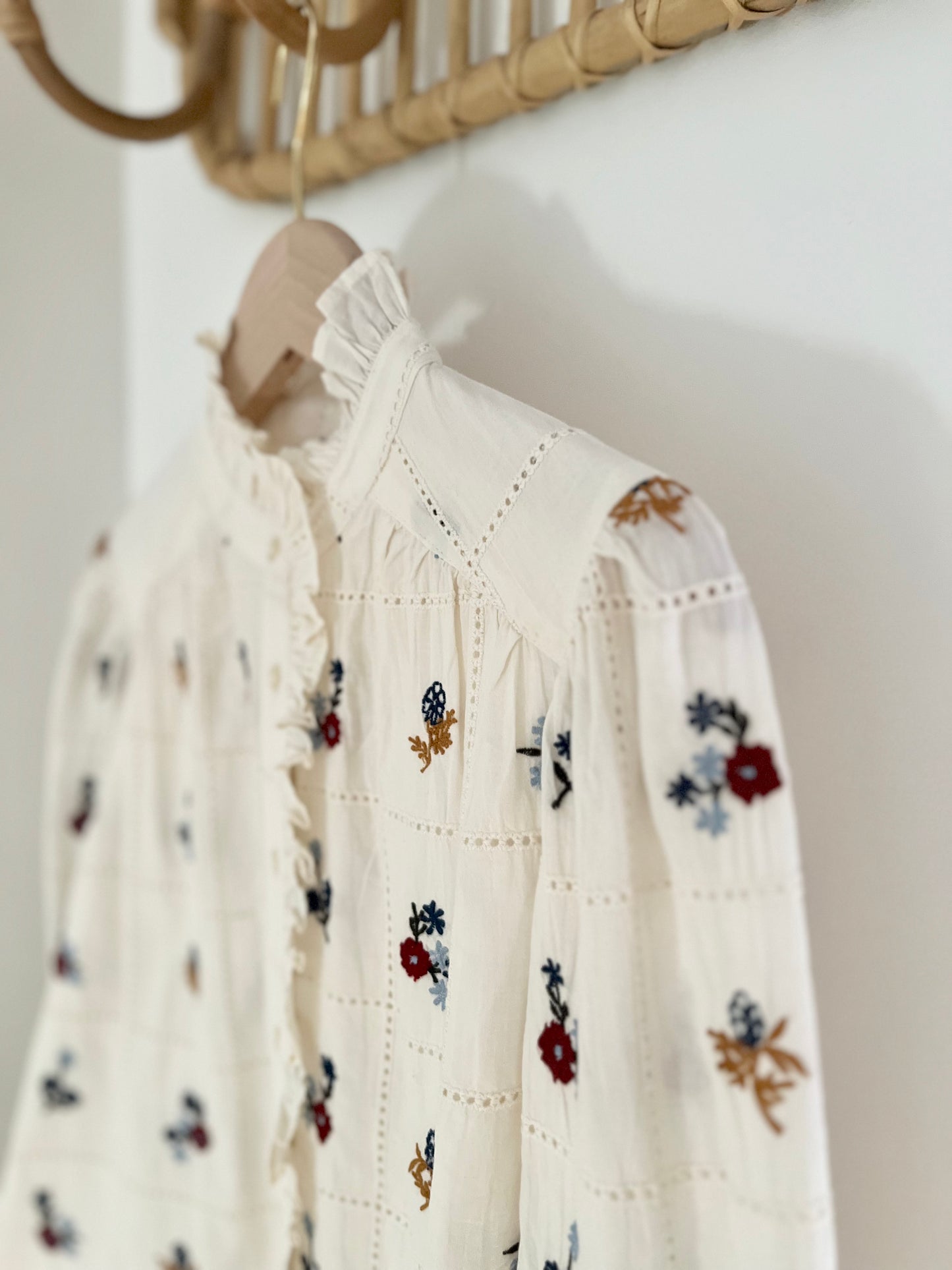 Chemise CAPUCINE brodée écrue