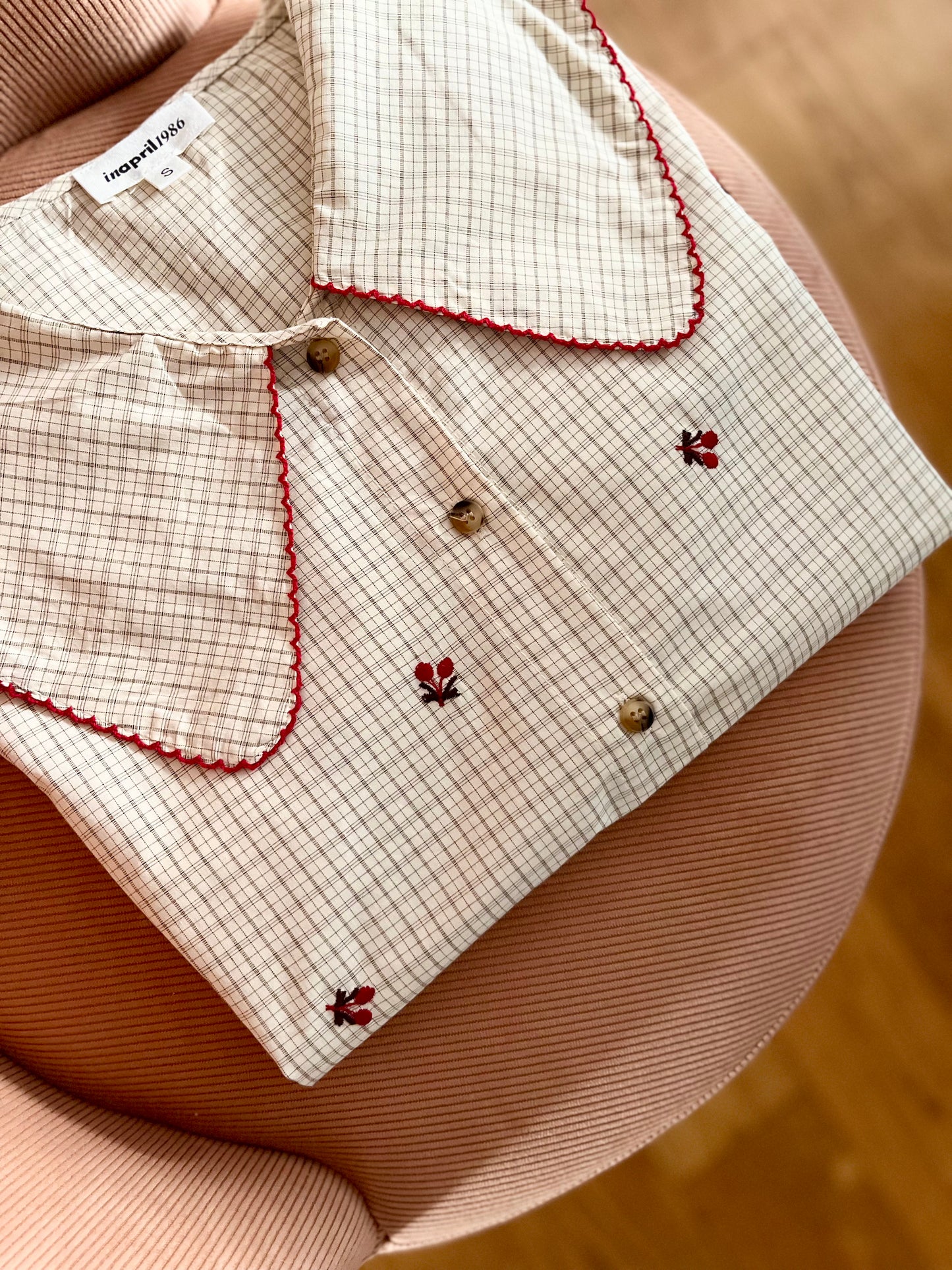 Chemise CASSANDRE brodée cerise