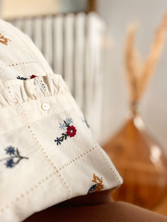 Chemise CAPUCINE brodée écrue