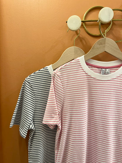 T-shirt RIA fines rayures rose