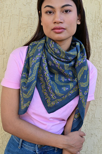 Foulard ANTOINETTE bleu marine