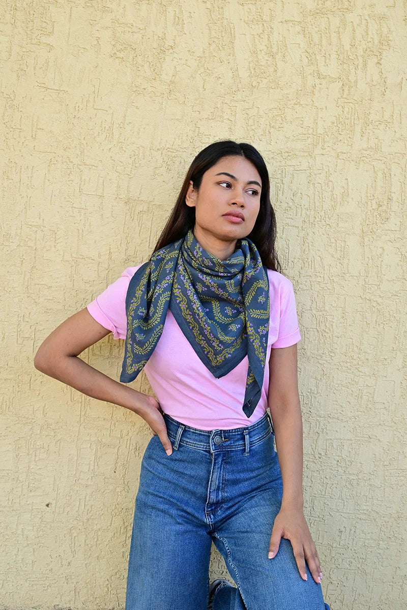 Foulard ANTOINETTE bleu marine