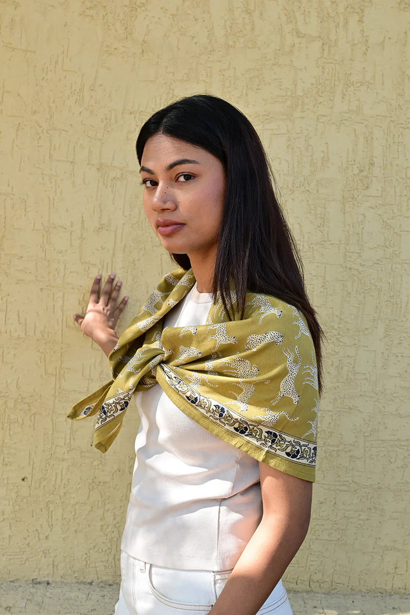Foulard FAUVE noix