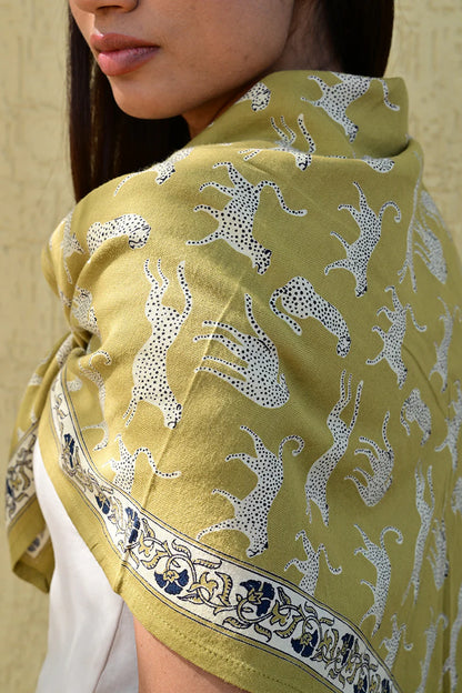 Foulard FAUVE noix