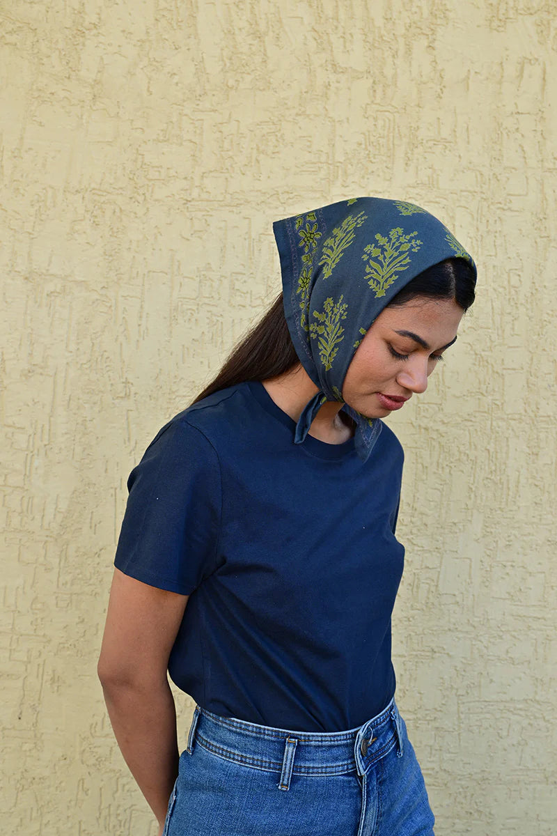 Petit foulard GALATIE bleu marine